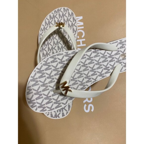 Michael Kors Flip flop Vanilla - Picture 6 of 9